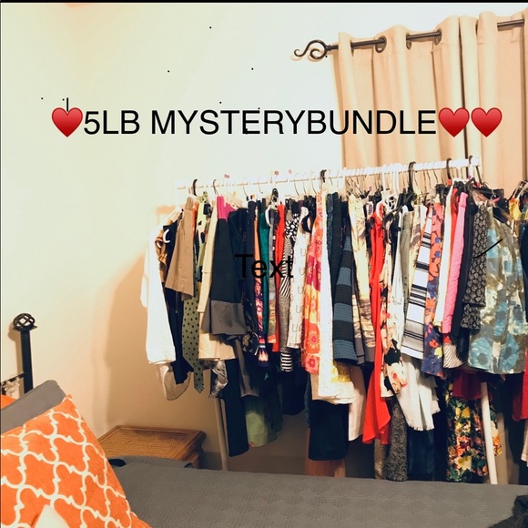5lb Quality Clothing Mystery Box Bundle! - Picture 3 of 6